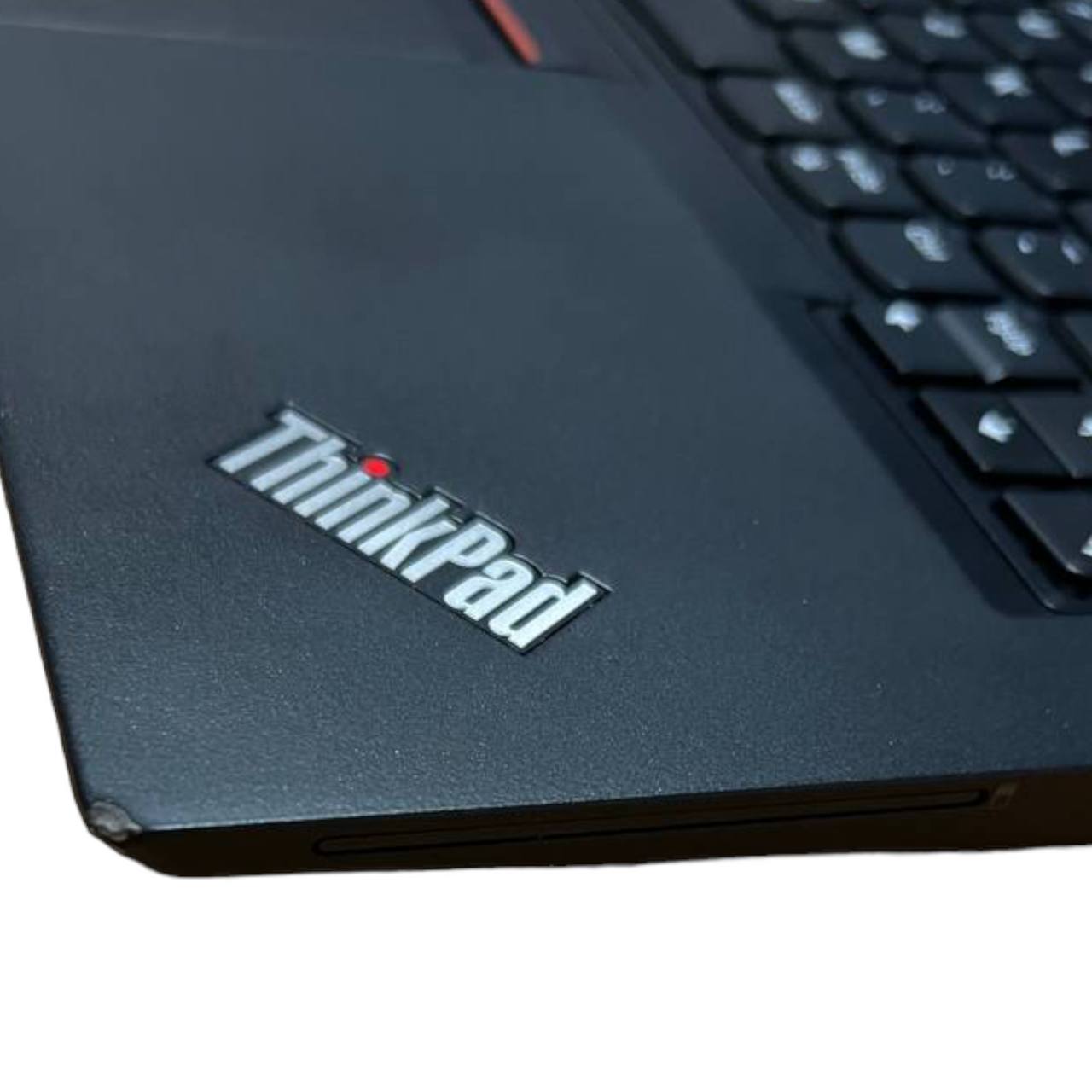 Lenovo Thinkpad T470S, con Intel Core i5-6300u 2.4Ghz, 14" (2342643) Grado b